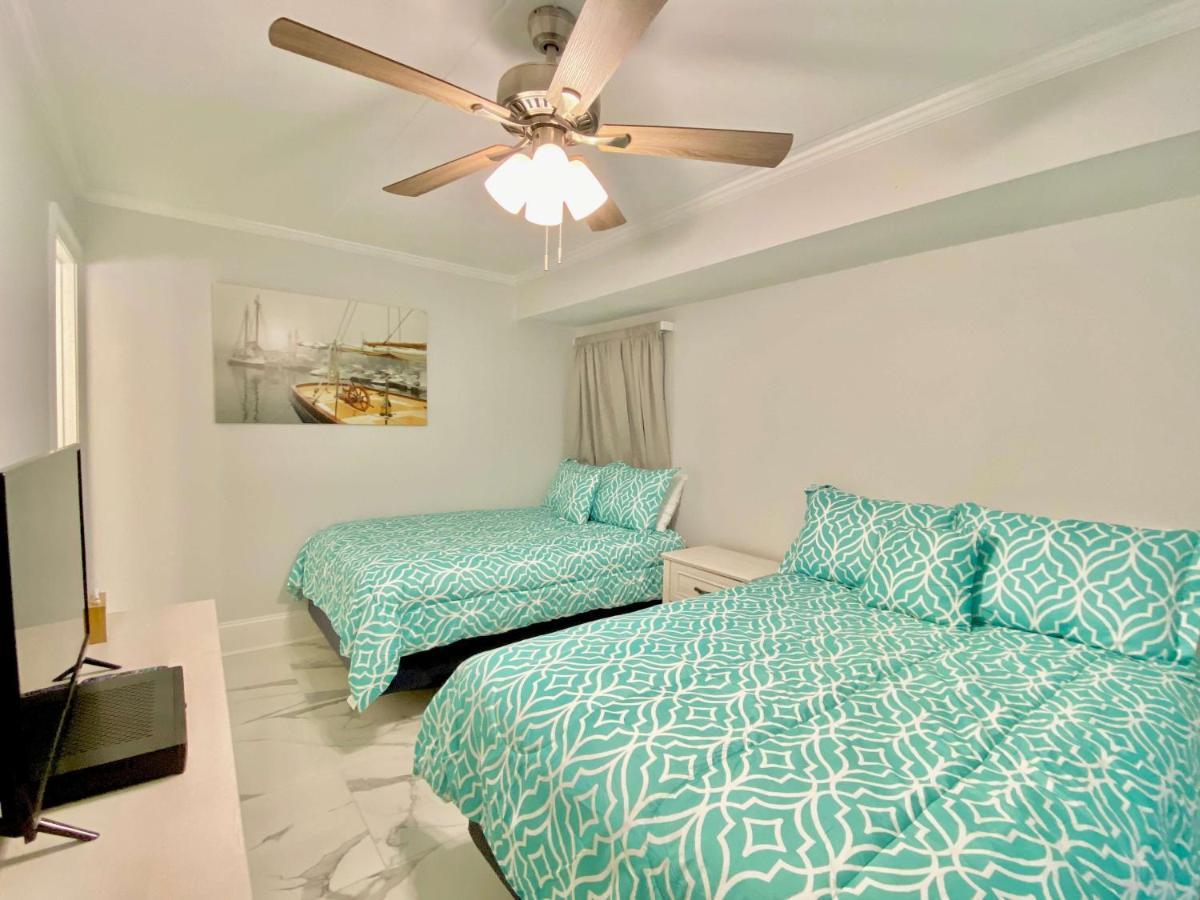 Island Winds East 202 By Albvr - Beautifully Renovated Beachfront Condo & Steps Away From Hangout & More! غولف شورز المظهر الخارجي الصورة